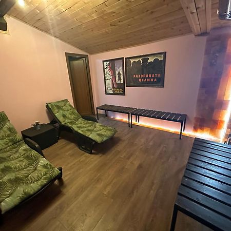 Villa Le Cinema Shiroki Dol Exteriér fotografie