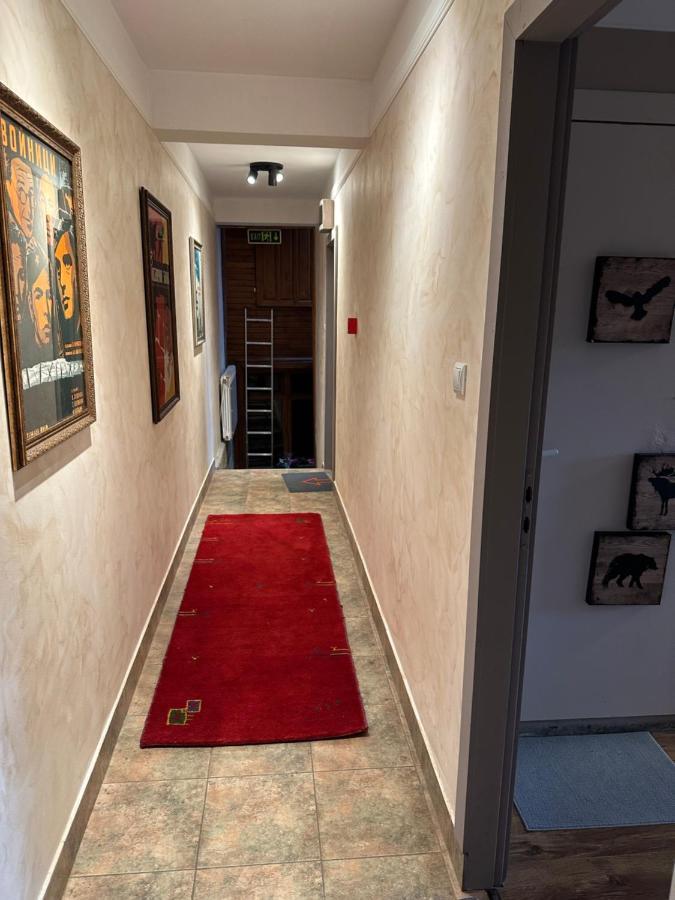 Villa Le Cinema Shiroki Dol Exteriér fotografie